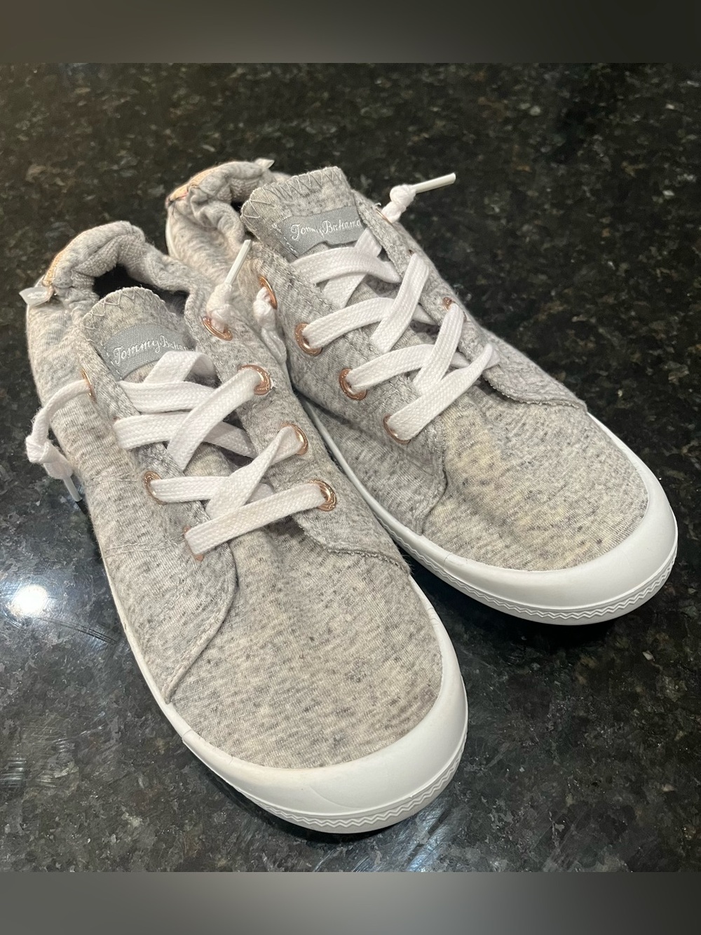 Tommy Bahama Womens Gray Knit Slip-On Lace Sneakers 8